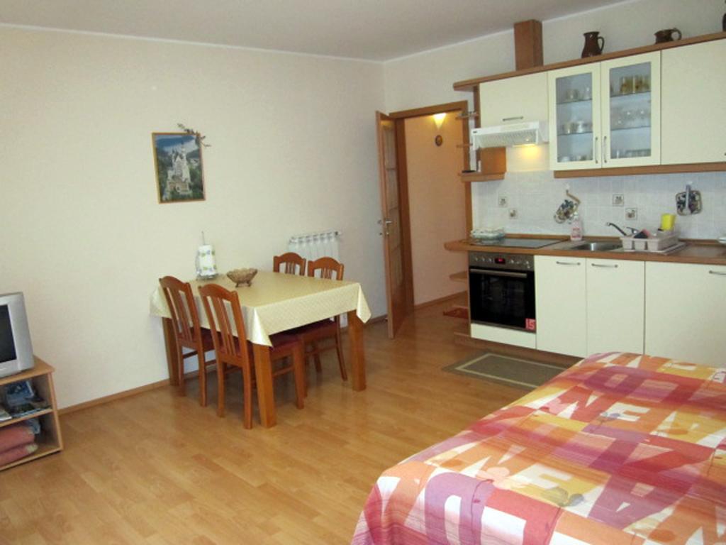 Apartments Tomisic Koper Exterior photo